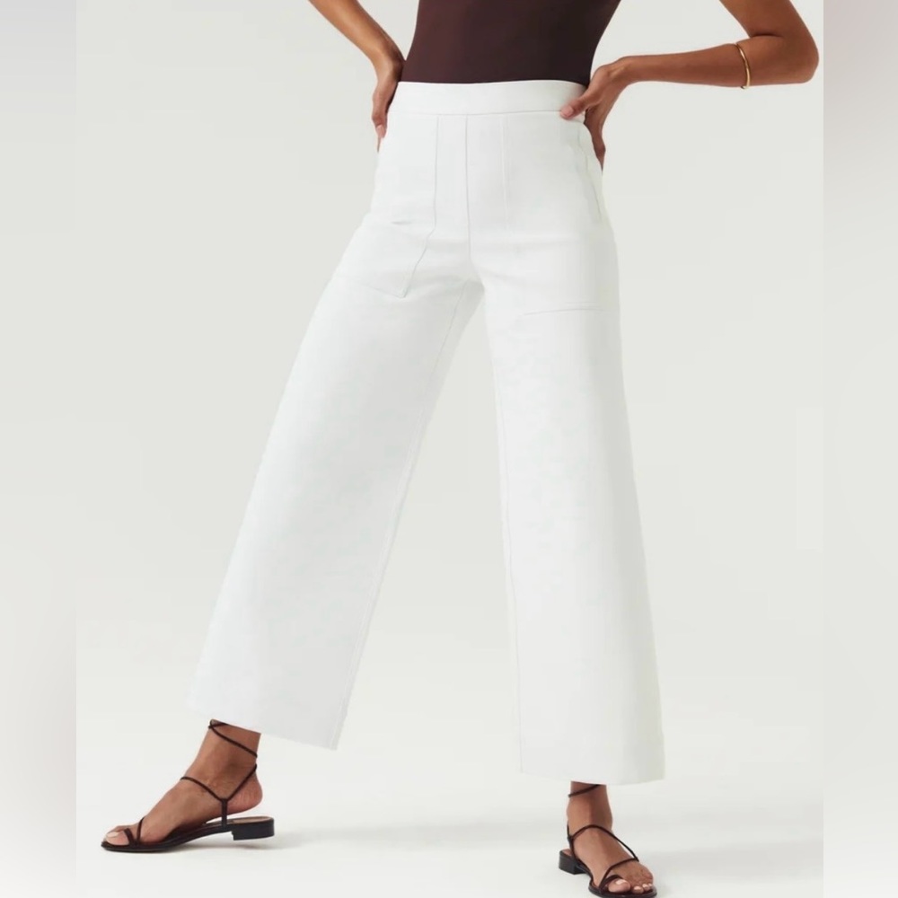 On-the-Go Wide Leg Pant with Ultimate Opacity Technology